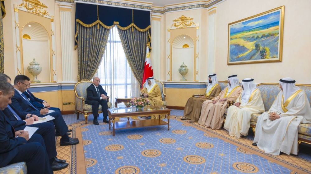 الملك يتسلم دعوة من الرئيس العراقي لحضور القمة العربية العادية والقمة التنموية الاقتصادية والاجتماعية