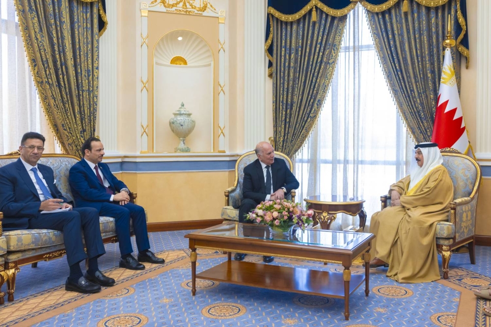 الملك يتسلم دعوة من الرئيس العراقي لحضور القمة العربية العادية والقمة التنموية الاقتصادية والاجتماعية