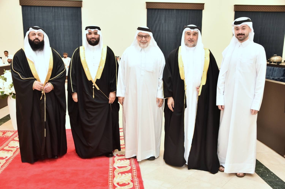 بحضور الأهل والأصدقاء.. موسى البلوشي يحتفل بزواج نجله عبدالله في قاعة شيخان الفارسي بالرفاع