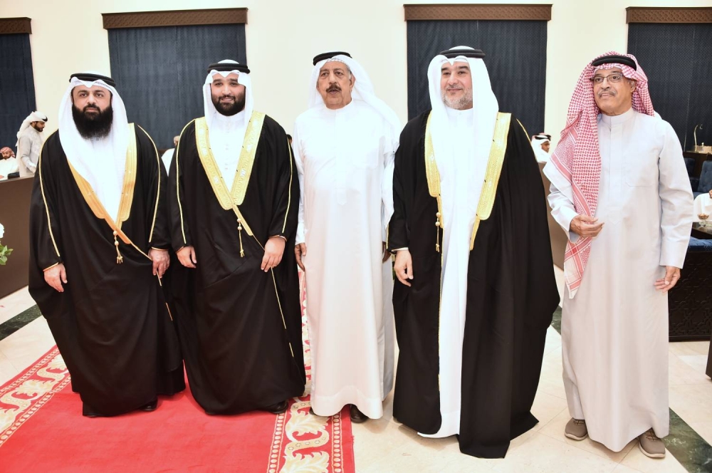 بحضور الأهل والأصدقاء.. موسى البلوشي يحتفل بزواج نجله عبدالله في قاعة شيخان الفارسي بالرفاع