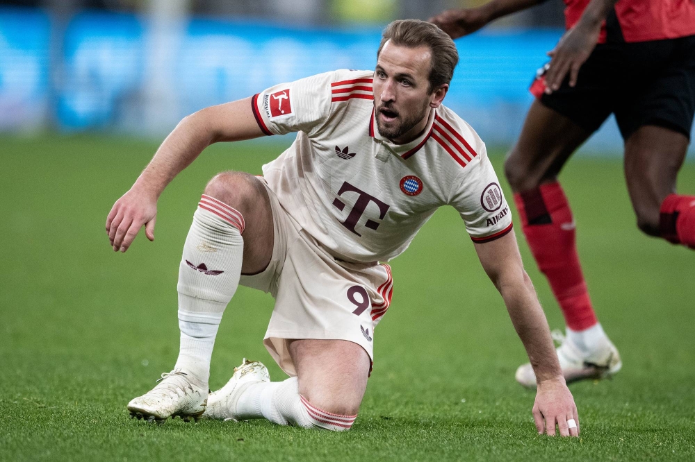 هاري كين قد يصبح على موعد مع أولى بطولاته اليوم السبت