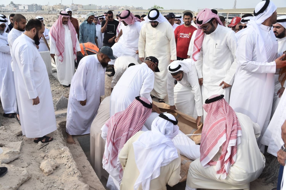 جموع غفيرة تشيّع رائد الثقافة المرورية عبدالعزيز بوحجي