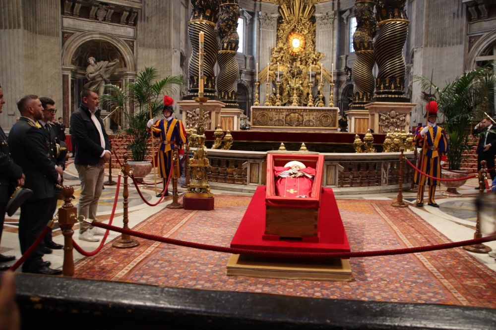 أصغر جيوش العالم وأكثرها غموضًا: الحرس السويسري البابوي