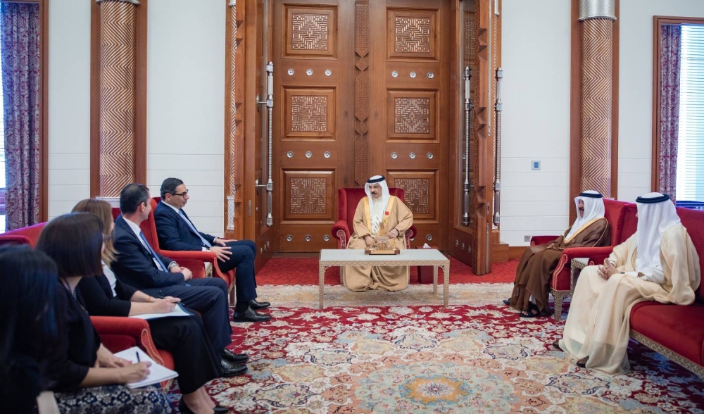 الملك يستقبل وزير الخارجية القبرصي