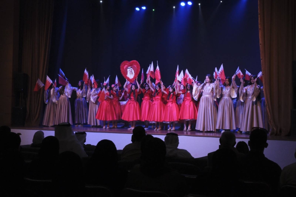 وزارة التربية والتعليم تختتم مهرجان المسرح المدرسي في دورته (41)