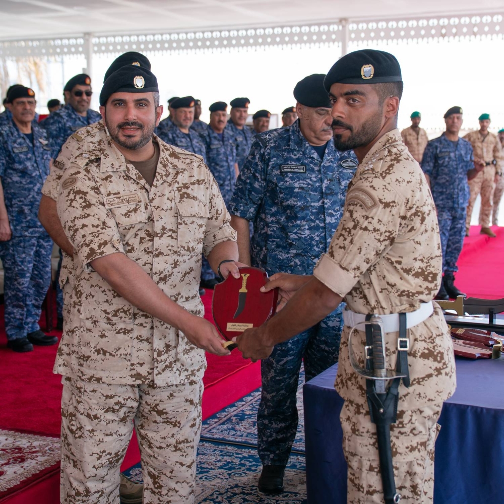 محمد بن سلمان يحضر تخريج منتسبي سلاح البحرية من إحدى الدورات المتخصصة