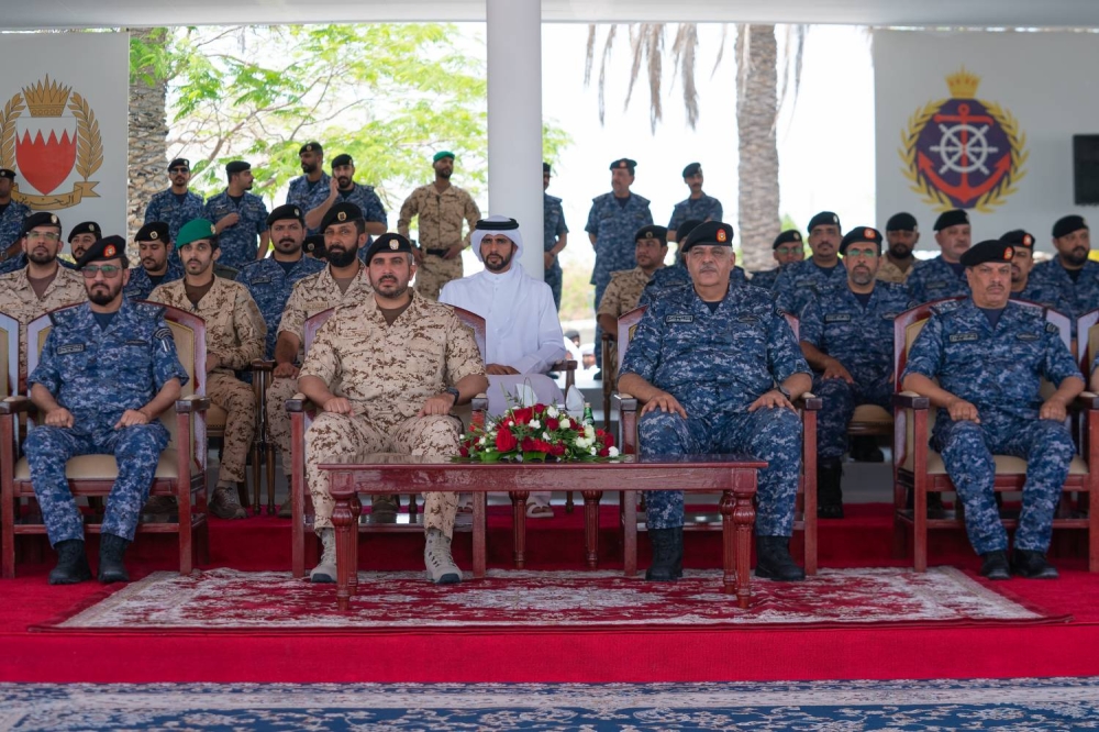 محمد بن سلمان يحضر تخريج منتسبي سلاح البحرية من إحدى الدورات المتخصصة