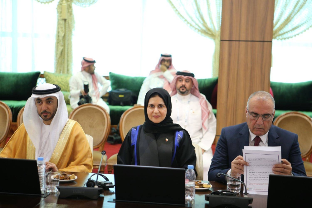 أمين عام الشورى: البحرين بقيادة الملك تقدم مبادرات ومشاريع تعاونية تدعم تعزيز التجارب الرائدة مع الدول الصديقة