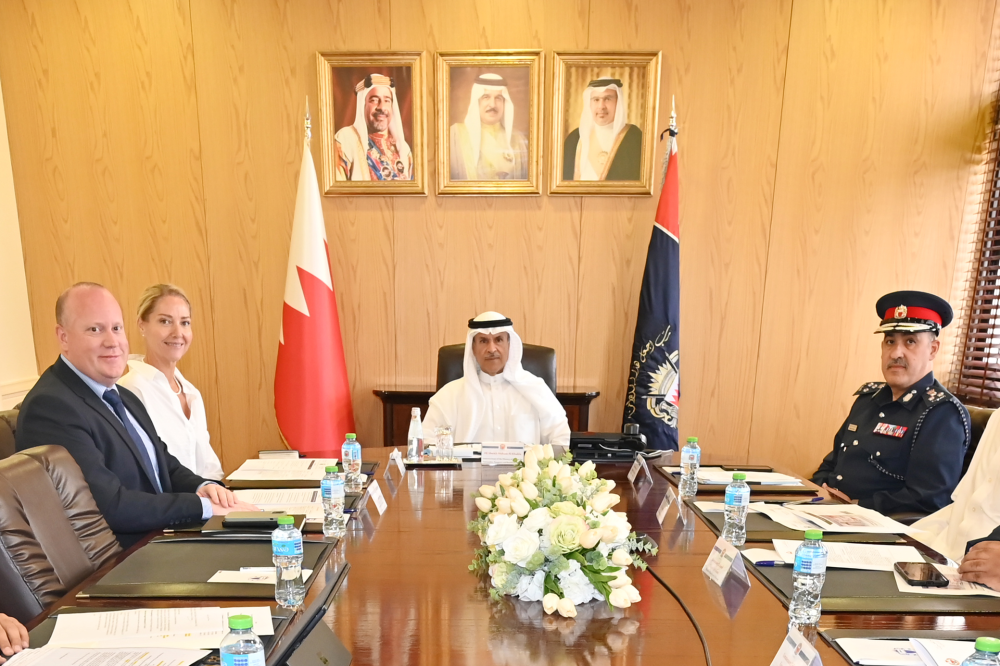 وكيل الداخلية للجنسية والجوازات يستقبل المدير الإقليمي  لـ "هوم أوفيس" البريطانية