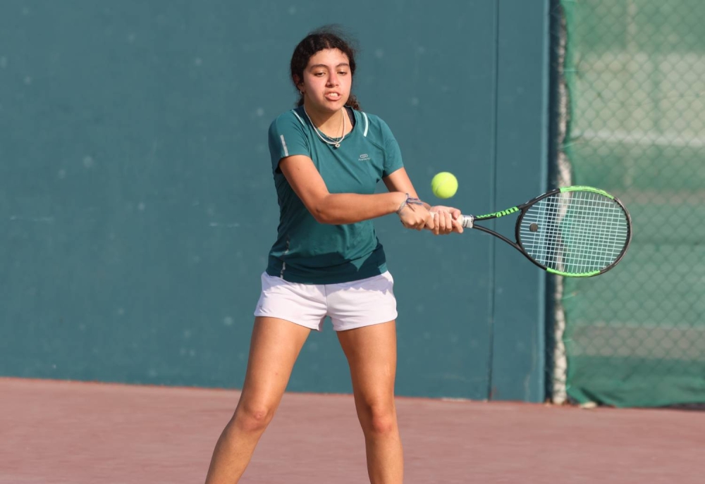 لاعبو البحرين تحت 16 سنة يواصلون التألق في بطولة الاتحاد الآسيوي للتنس