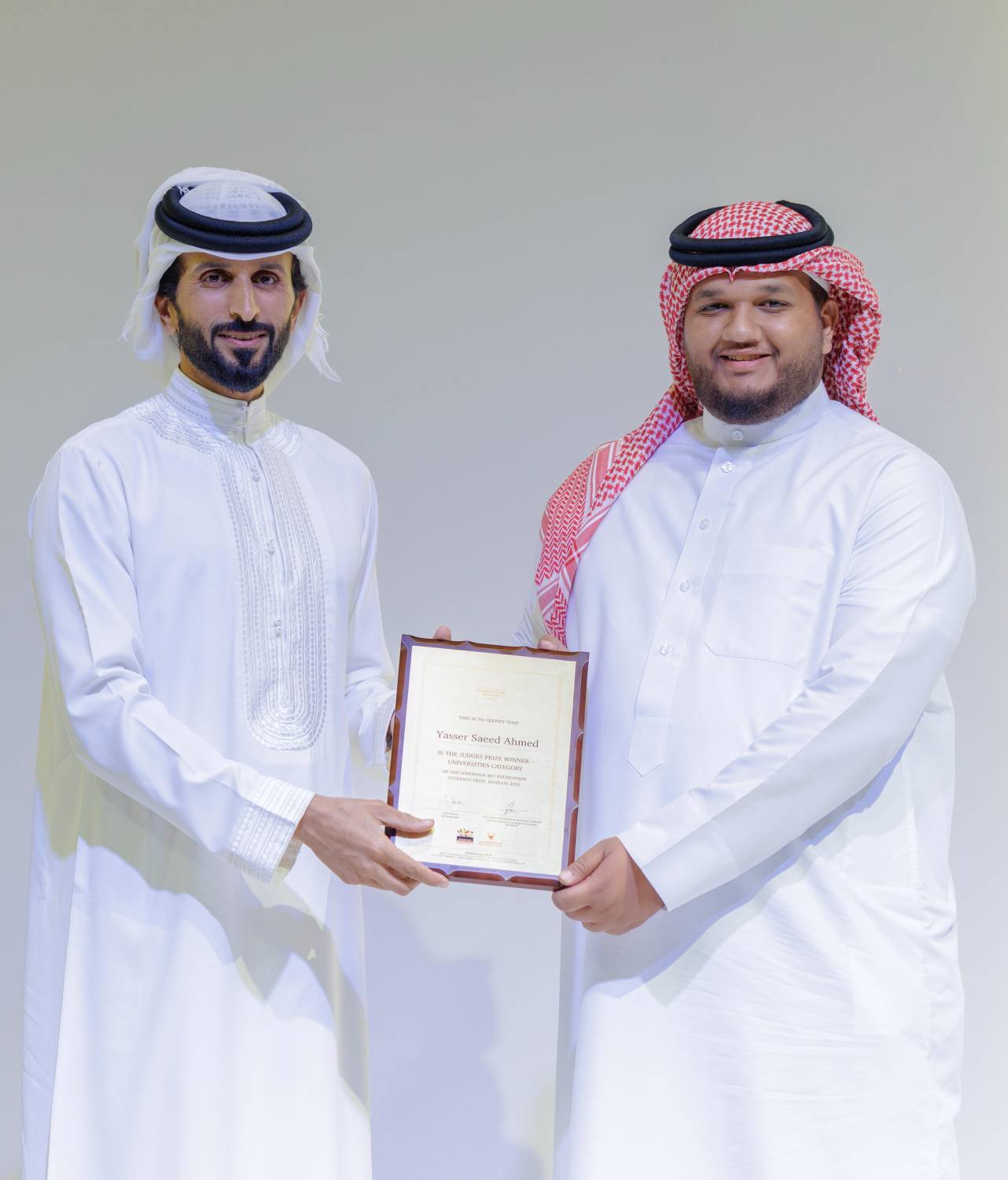 ناصر بن حمد يشهد ختام جائزة &laquo;سوفرن الفنية الخيرية&raquo; والمزاد يحصد 686 ألف دينار