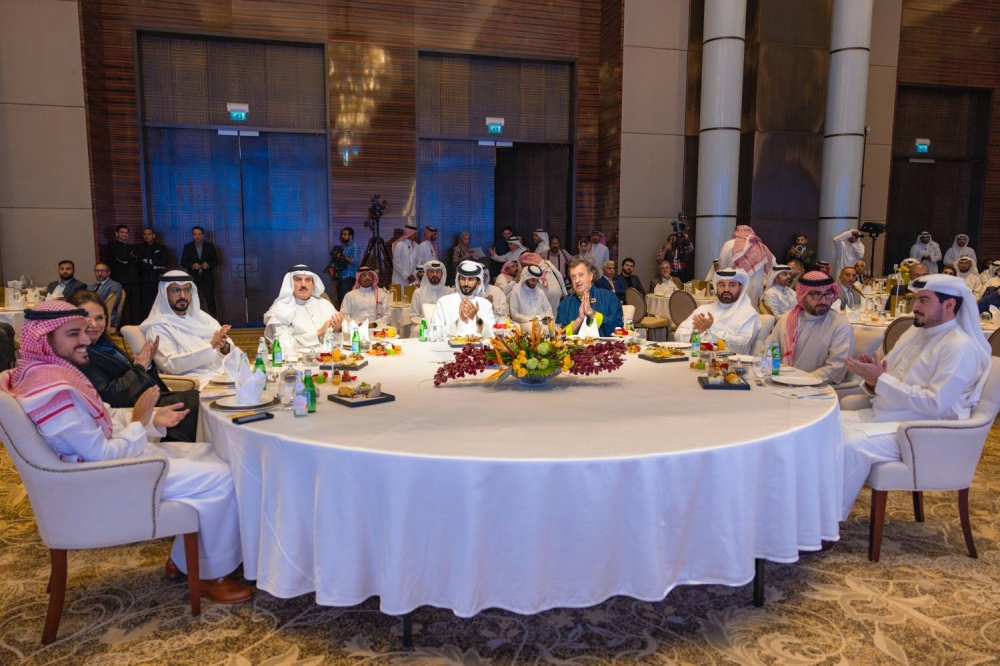 ناصر بن حمد يشهد ختام جائزة &laquo;سوفرن الفنية الخيرية&raquo; والمزاد يحصد 686 ألف دينار