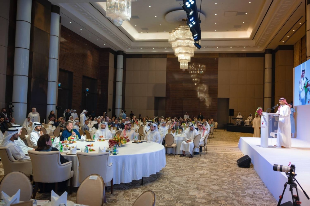 ناصر بن حمد يشهد ختام جائزة &laquo;سوفرن الفنية الخيرية&raquo; والمزاد يحصد 686 ألف دينار