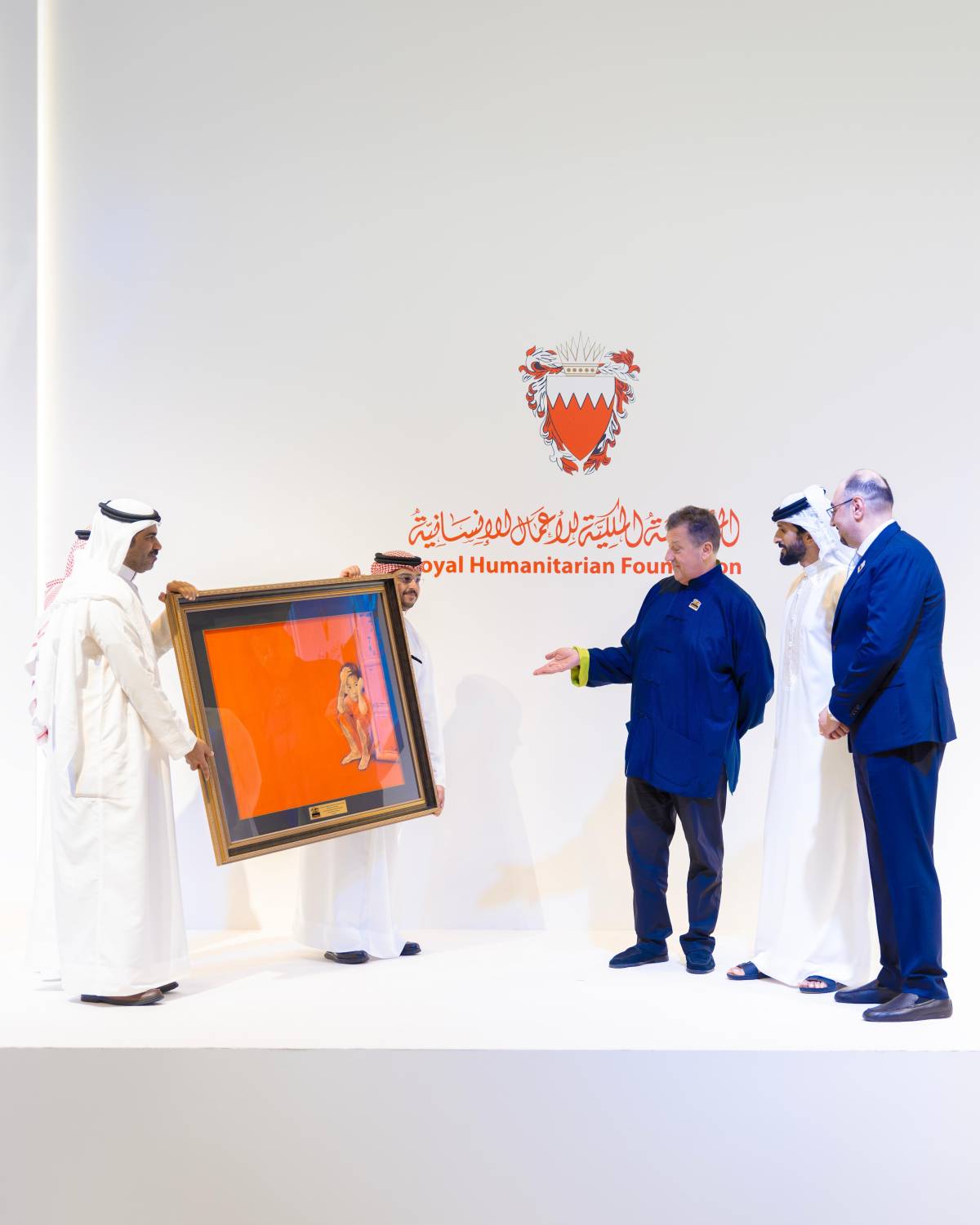 ناصر بن حمد يشهد ختام جائزة &laquo;سوفرن الفنية الخيرية&raquo; والمزاد يحصد 686 ألف دينار