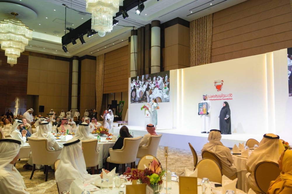 ناصر بن حمد يشهد ختام جائزة &laquo;سوفرن الفنية الخيرية&raquo; والمزاد يحصد 686 ألف دينار