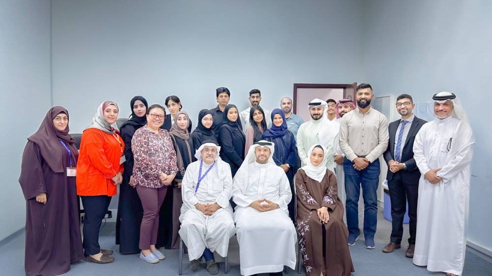 مركز السلامة للتدريب يحتفي بعيد العمال ويكرّم موظفيه المجدين