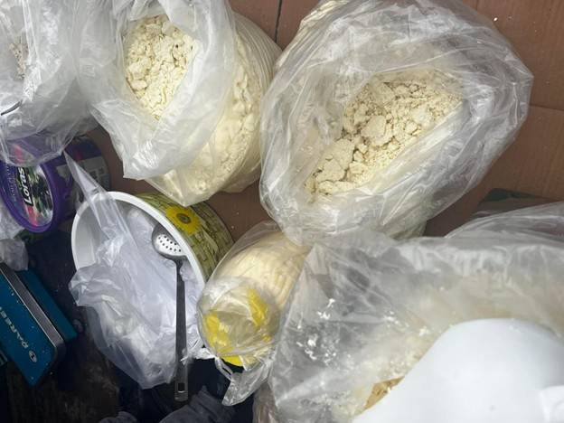 أضرار تغليف الأجبان بالنايلون.. خطر صحي يهدد المستهلكين