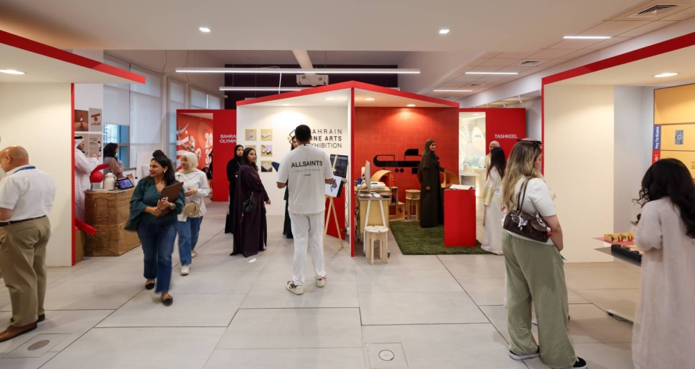 الجامعة الأمريكية تحتفي بإبداعات طلابها في معرضها السنوي للوسائط المتعددة