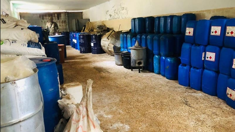 "الأضخم".. تفاصيل جديدة عن معمل الكبتاغون على الحدود السورية