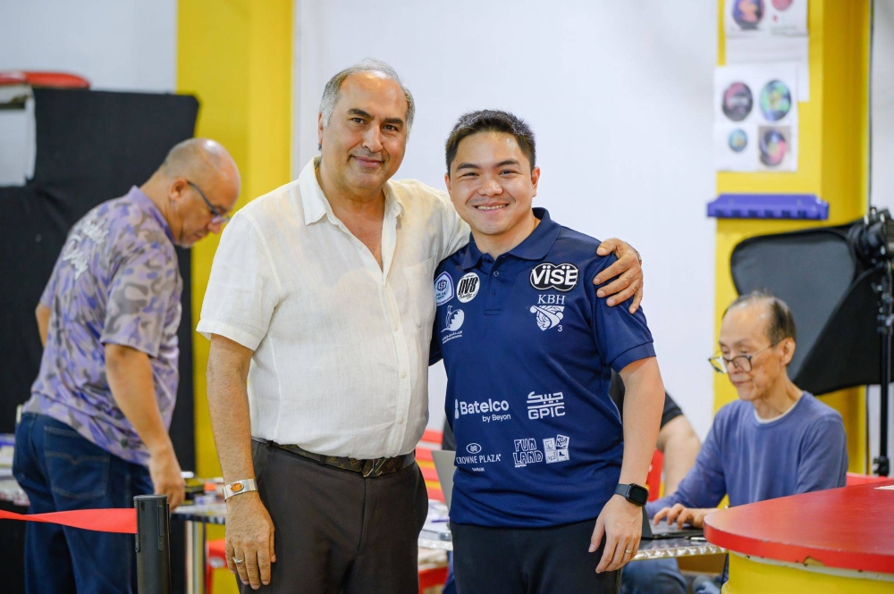 يوسف فلاح ينتزع الصدارة والبطل حكيم يبدأ مشواره بالبطولة