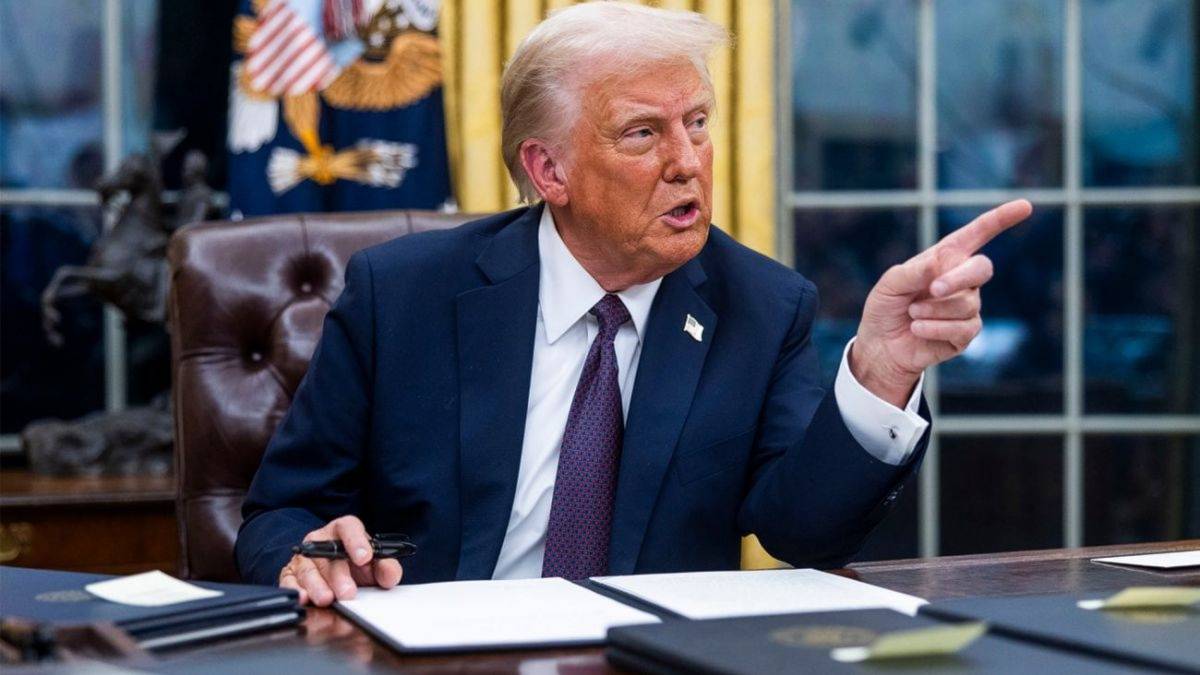 ترمب يخطط لفرض رسوم 100% على الأفلام الأجنبية