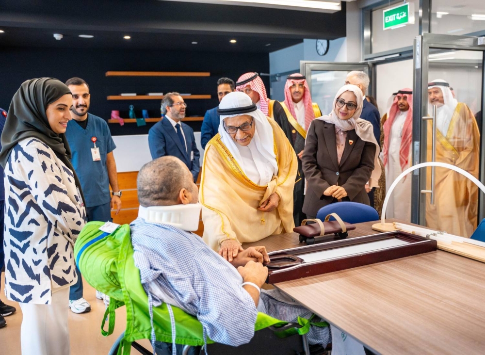 رئيس المجلس الأعلى للصحة يحضر افتتاح مركز المحرق للرعاية الصحية الخاصة