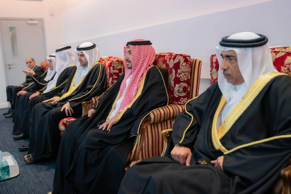 نيابةً عن ولي العهد رئيس الوزراء.. محمد بن سلمان يتوج المحرق بكأس سمو ولي العهد للكرة الطائرة