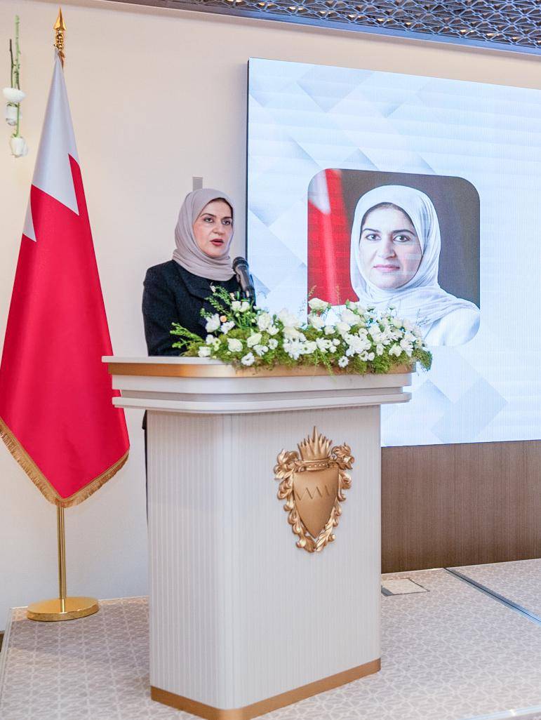 د. الفاضل: الكوادر المهنية في "الشورى" تُجسد رؤى الملك بشأن تطوير العمل التشريعي ودعم إسهاماته في التنمية