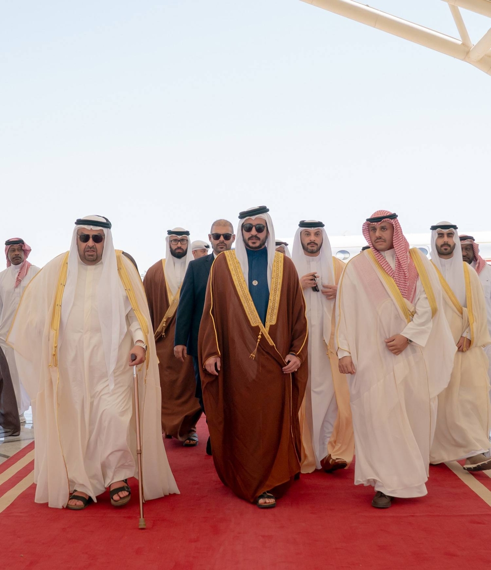 خالد بن حمد يصل الكويت لترؤس وفد مملكة البحرين باجتماع رؤساء اللجان الأولمبية الخليجية
