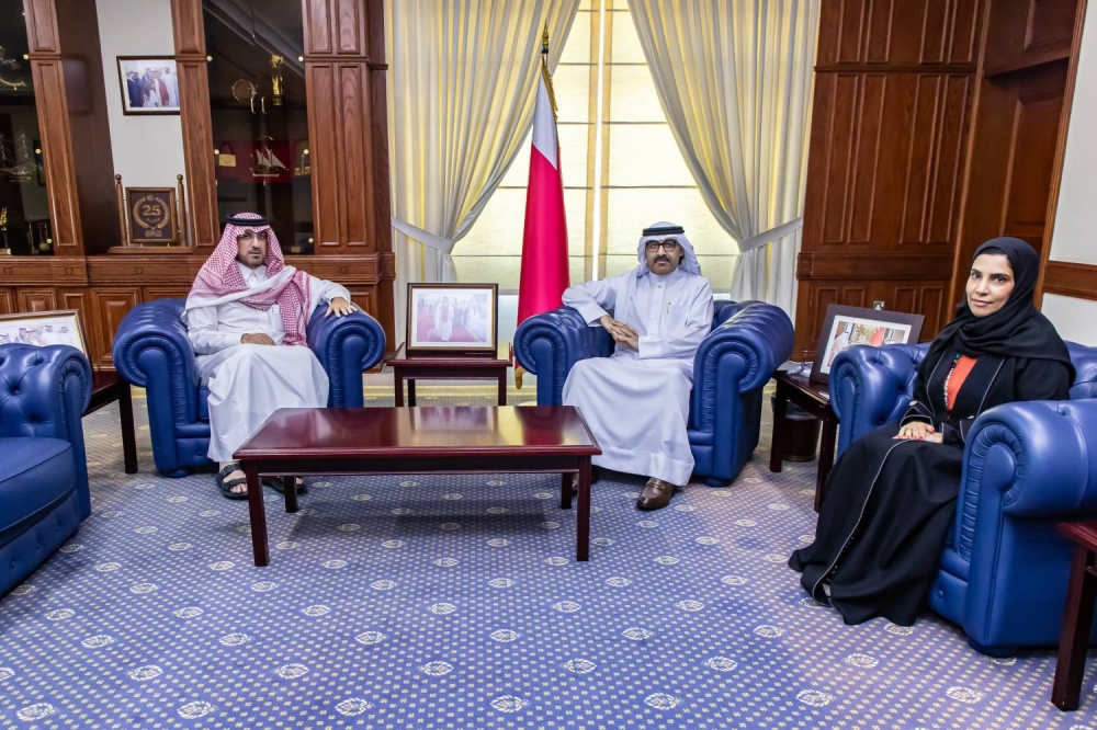 وزير التربية والتعليم يستقبل المدير العام الجديد لمكتب التربية العربي لدول الخليج