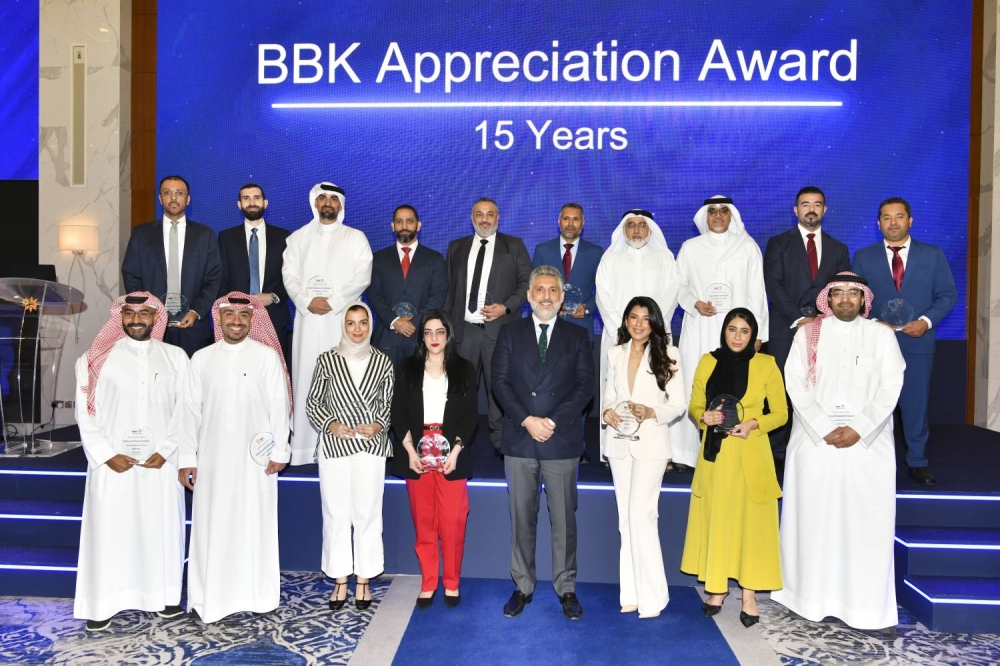 &laquo;البحرين والكويت&raquo; يكرّم 110 من موظفيه المتميزين من ذوي سنوات الخدمة الطويلة