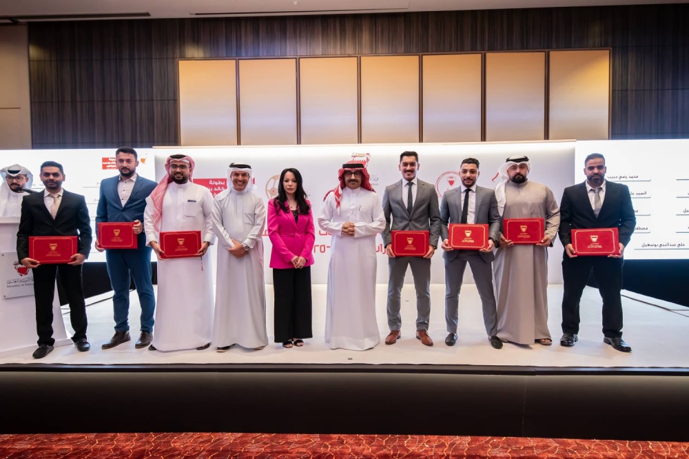 وزير التربية يُكرم الرعاة والمساهمين في البطولات والفعاليات الرياضية المدرسية