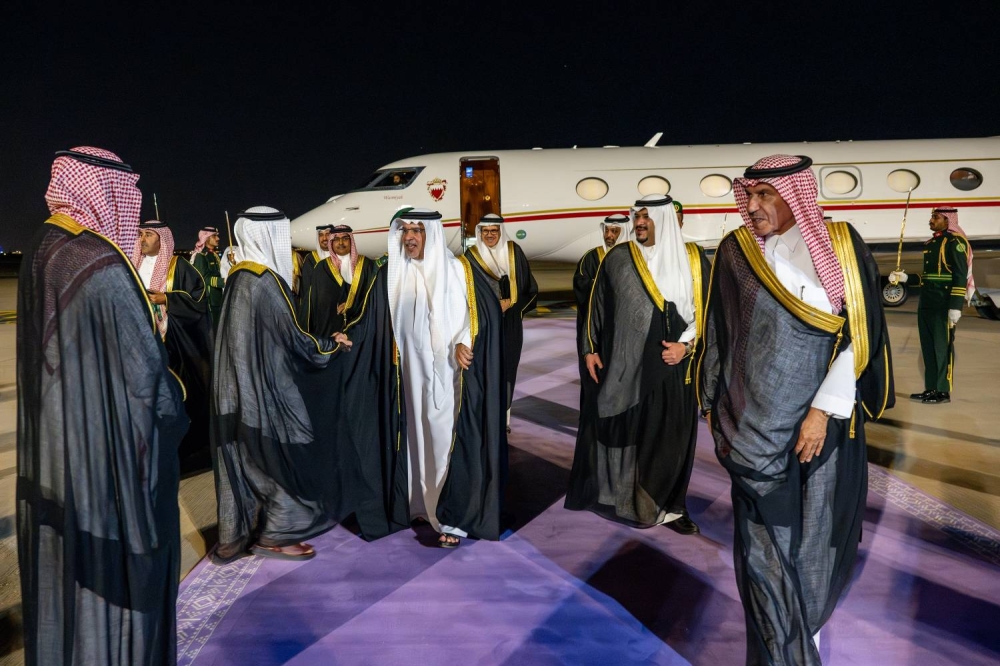 ولي العهد رئيس الوزراء يصل إلى السعودية لحضور أعمال القمة الخليجية الأمريكية