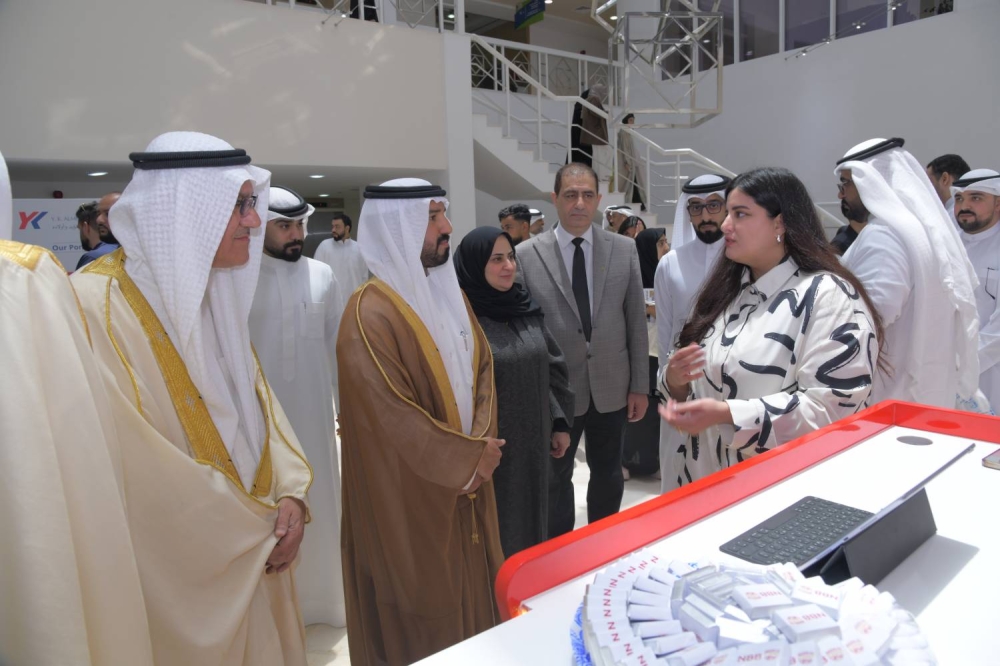 سمو وكيل وزارة العمل يفتتح "يوم المهن" بالجامعة العربية المفتوحة