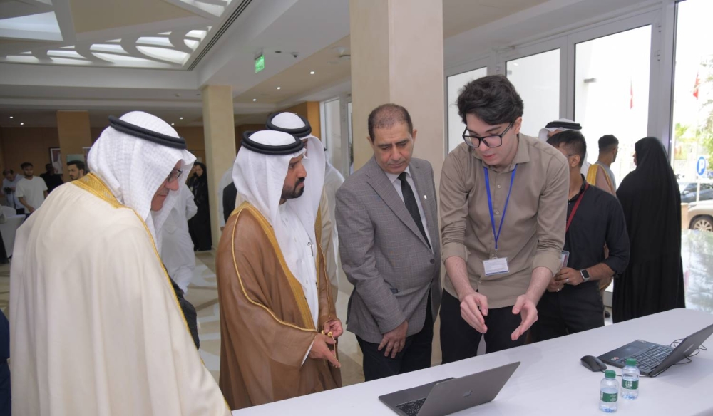 سمو وكيل وزارة العمل يفتتح "يوم المهن" بالجامعة العربية المفتوحة