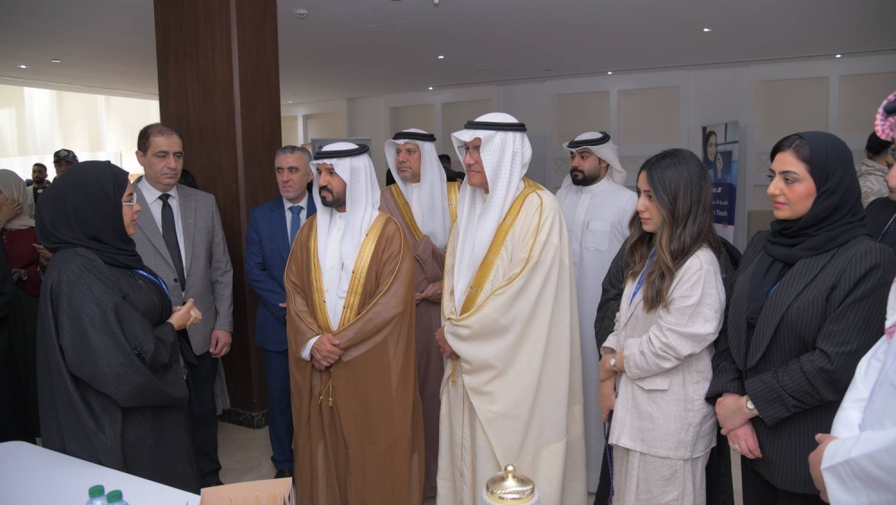 سمو وكيل وزارة العمل يفتتح "يوم المهن" بالجامعة العربية المفتوحة
