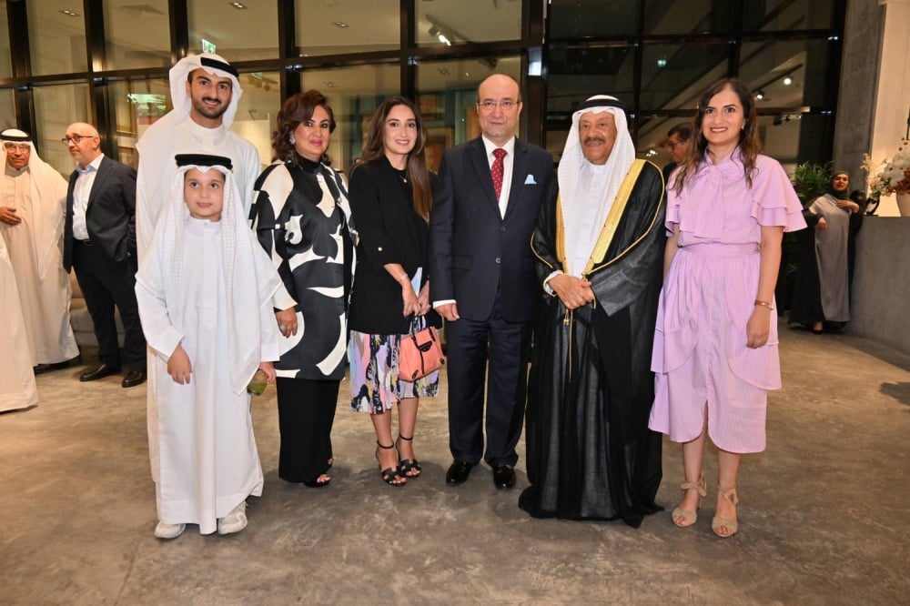 بحضور  رئيس مجلس الشورى &hellip;ووالكاتب زهير توفيقي يدشن كتابه الأول "روح القانون"