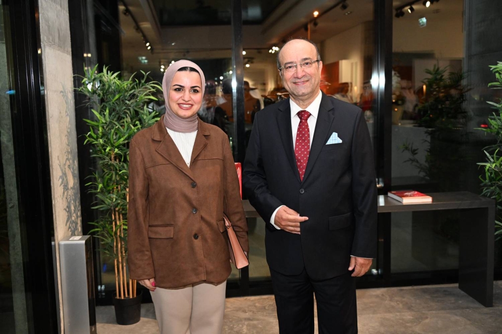 بحضور  رئيس مجلس الشورى &hellip;ووالكاتب زهير توفيقي يدشن كتابه الأول "روح القانون"