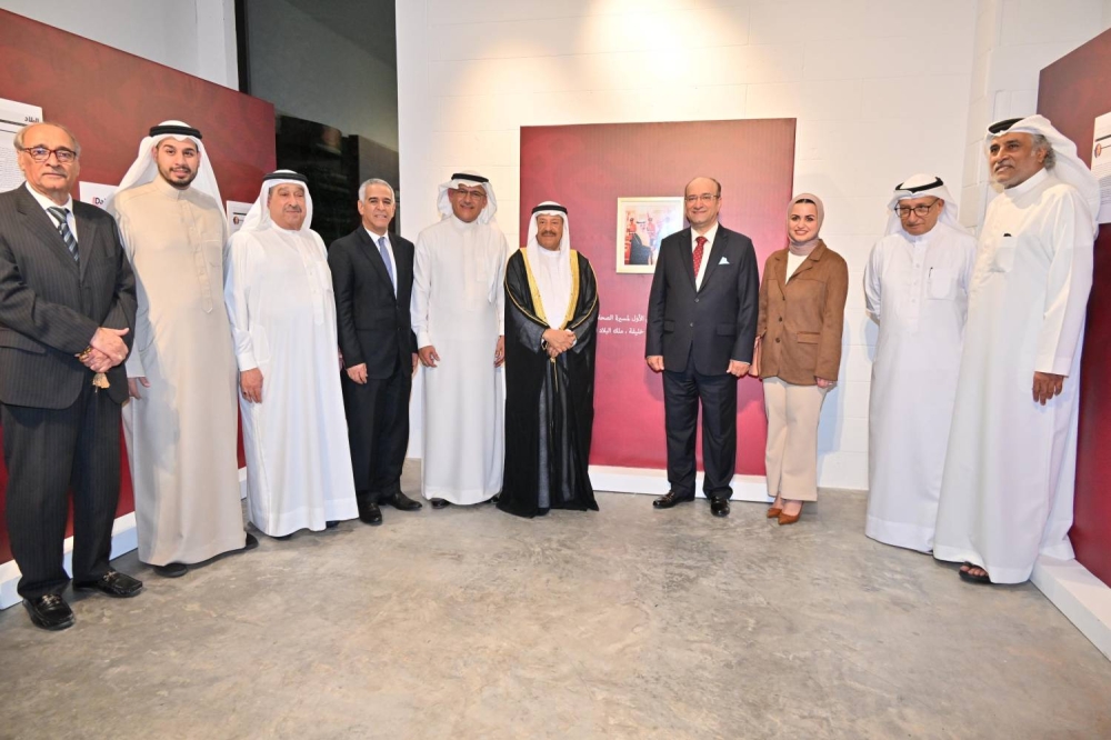 بحضور  رئيس مجلس الشورى &hellip;ووالكاتب زهير توفيقي يدشن كتابه الأول "روح القانون"