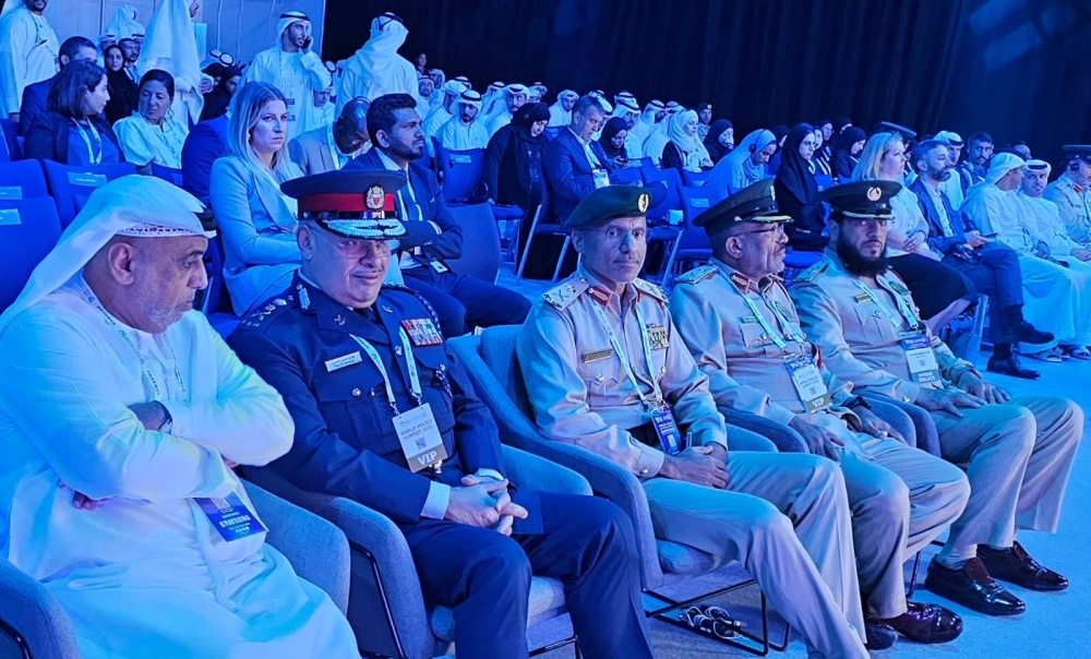 رئيس الأمن العام يشارك في تدشين المنصة التي أطلقتها شرطة دبي للتوعية عن الجرائم الالكترونية