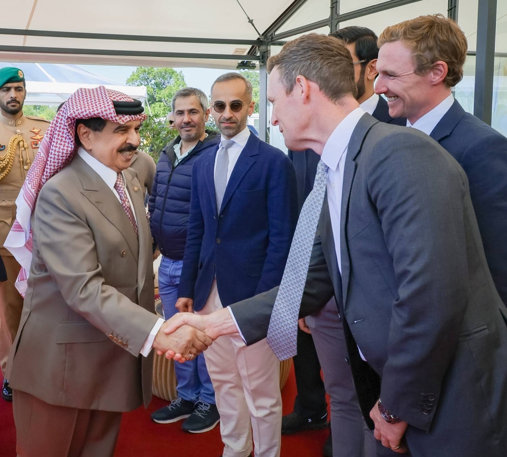 الملك يزور مضمار سباق القدرة بحديقة قلعة ويندسور الكبرى بالمملكة المتحدة ويشهد منافسات سباق القدرة