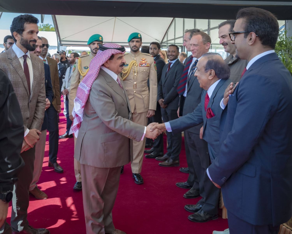 الملك يزور مضمار سباق القدرة بحديقة قلعة ويندسور الكبرى بالمملكة المتحدة ويشهد منافسات سباق القدرة