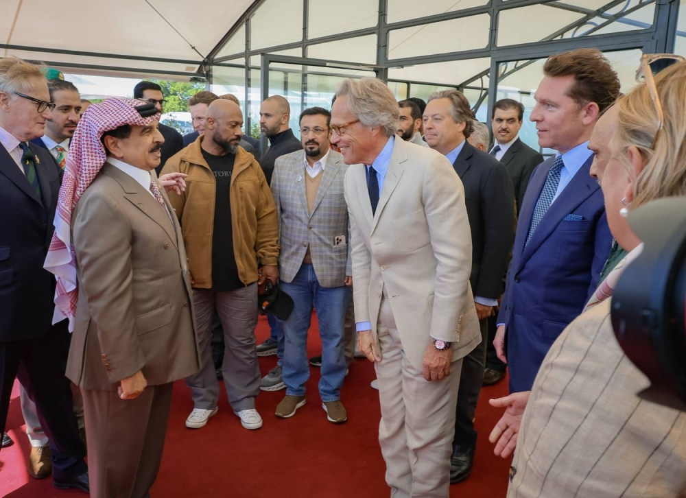 الملك يزور مضمار سباق القدرة بحديقة قلعة ويندسور الكبرى بالمملكة المتحدة ويشهد منافسات سباق القدرة