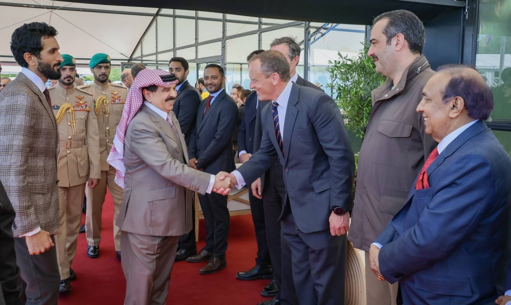 الملك يزور مضمار سباق القدرة بحديقة قلعة ويندسور الكبرى بالمملكة المتحدة ويشهد منافسات سباق القدرة