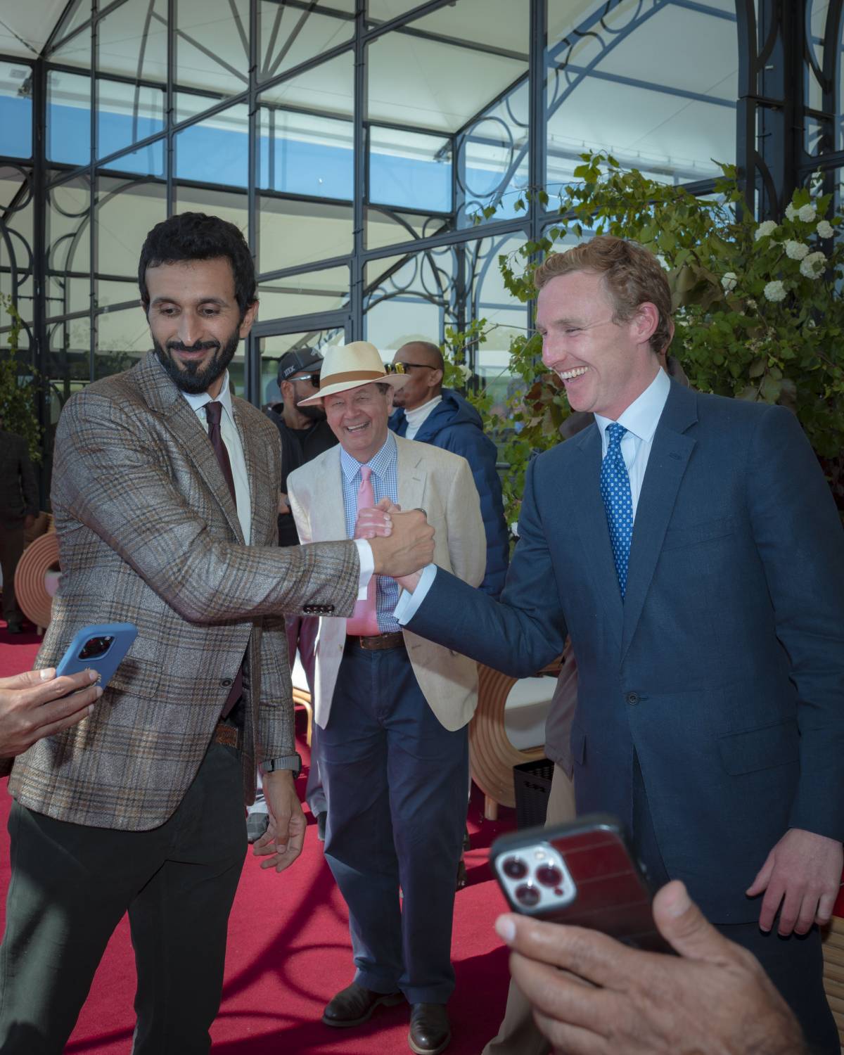 الملك يزور مضمار سباق القدرة بحديقة قلعة ويندسور الكبرى بالمملكة المتحدة ويشهد منافسات سباق القدرة