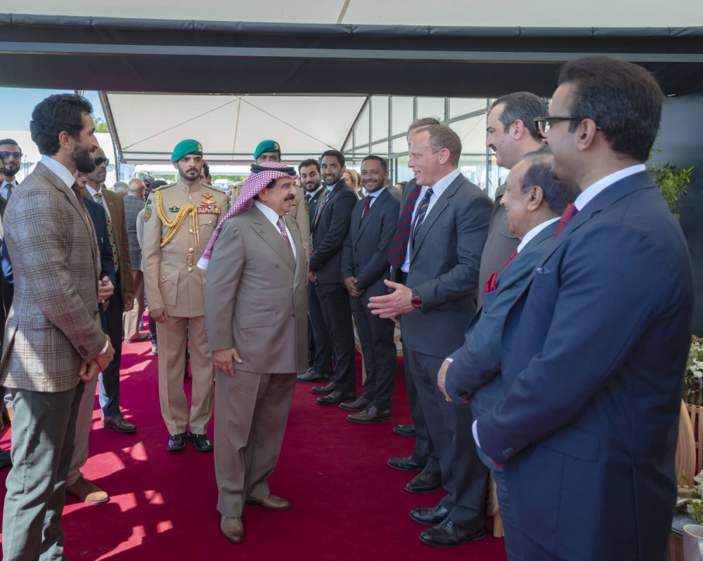 الملك يزور مضمار سباق القدرة بحديقة قلعة ويندسور الكبرى بالمملكة المتحدة ويشهد منافسات سباق القدرة