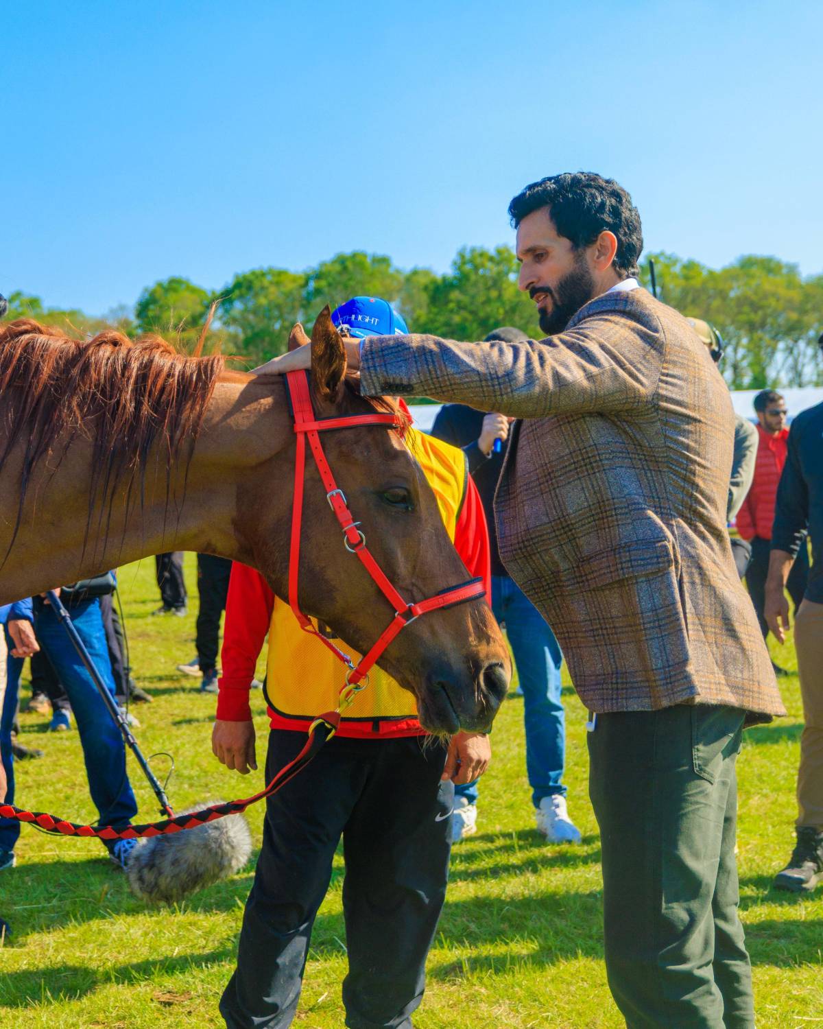 ناصر بن حمد: متابعة جلالة الملك لمهرجان ويندسور تؤكد دعم جلالته المستمر للفريق الملكي للقدرة