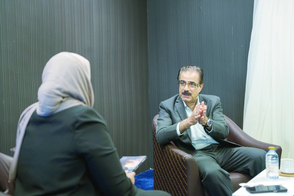 عيسى هجرس.. من هندسة &laquo;الطيران&raquo; إلى &laquo;الكلمة&raquo;