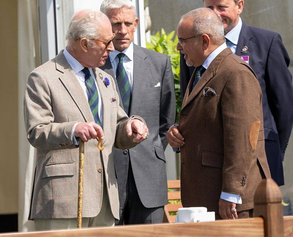 بحضور الملك تشارلز الثالث.. ولي العهد رئيس الوزراء يقوم بجولة في مهرجان ويندسور الملكي للفروسية