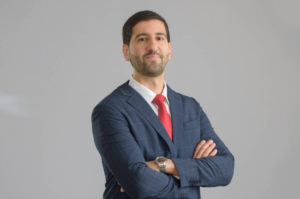 &laquo;البحرين والكويت&raquo; يرقّي 4 موظفين إلى منصب مساعد مدير عام